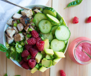 GRILLED CHICKEN POWER SALAD WITH HOMEMADE RASPBERRY DRESSING