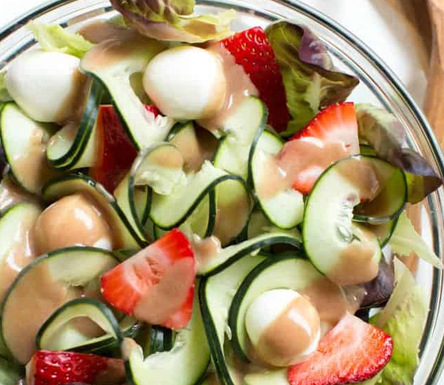 STRAWBERRY, CUCUMBER AND MOZZARELLA SALAD