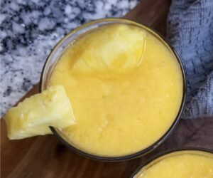 Mango Pineapple & Banana Smoothie