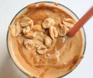 PEANUT BUTTER LOVER’S PROTEIN SHAKE